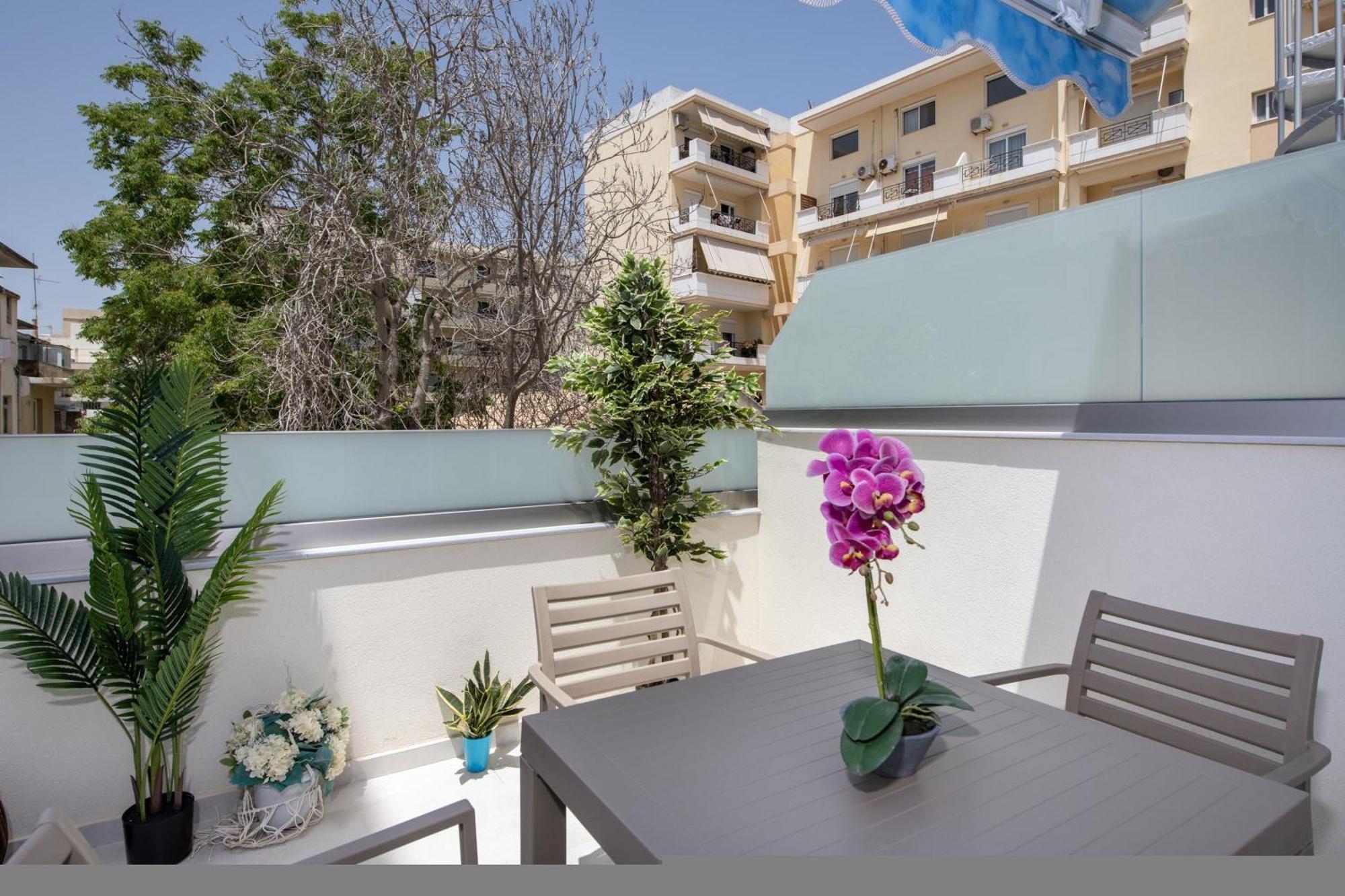 Cherry Central Luxury Suites Chania  Zewnętrze zdjęcie
