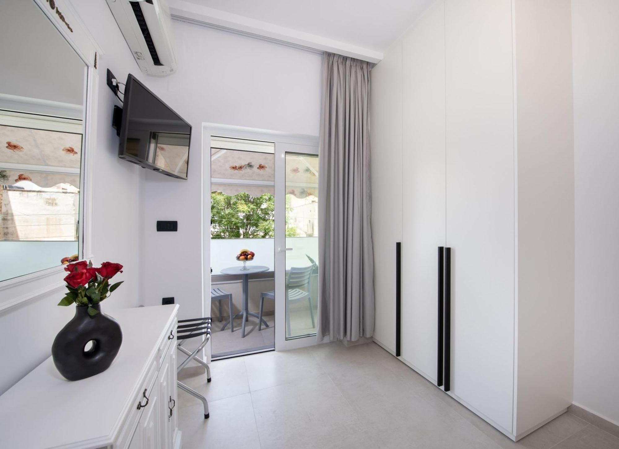 Cherry Central Luxury Suites Chania  Zewnętrze zdjęcie