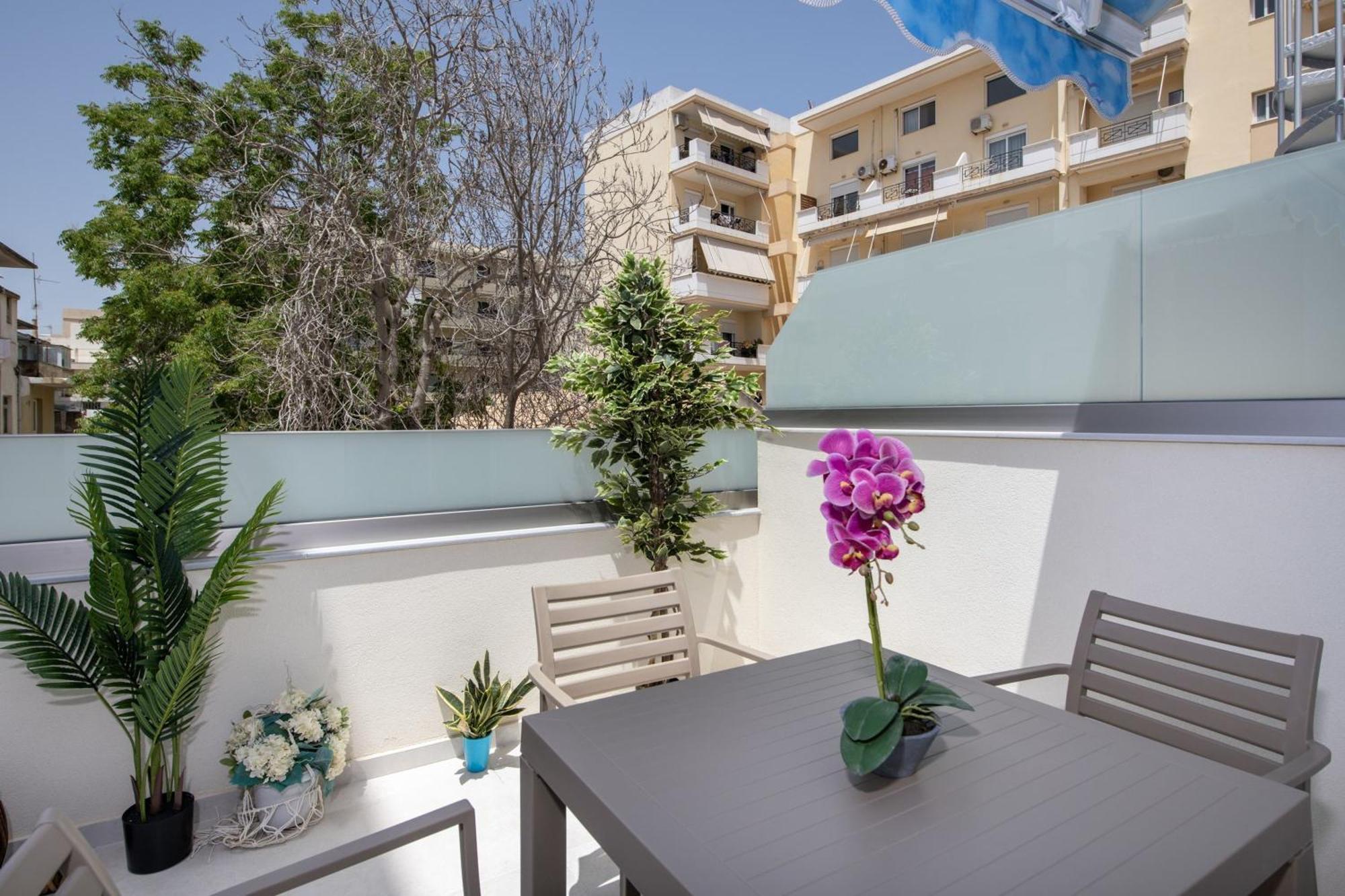 Cherry Central Luxury Suites Chania  Zewnętrze zdjęcie