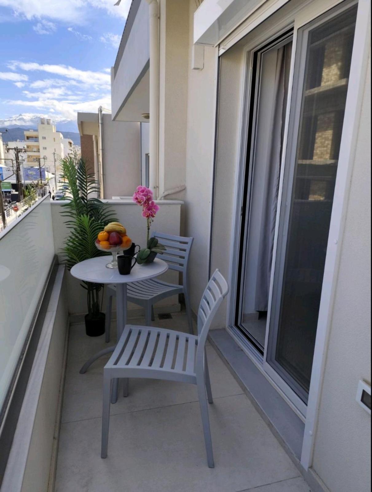 Cherry Central Luxury Suites Chania  Zewnętrze zdjęcie